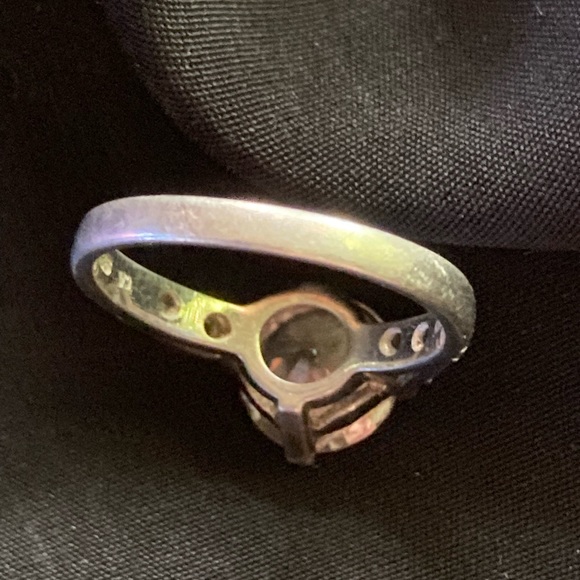 Vintage 925 sterling CZ size 8 ring Thailand - Picture 8 of 8